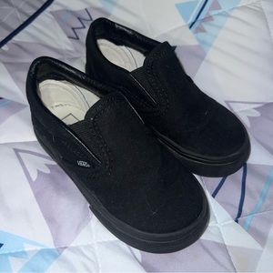 Vans Off The Wall Toddler Size 7 Black Slip Ons